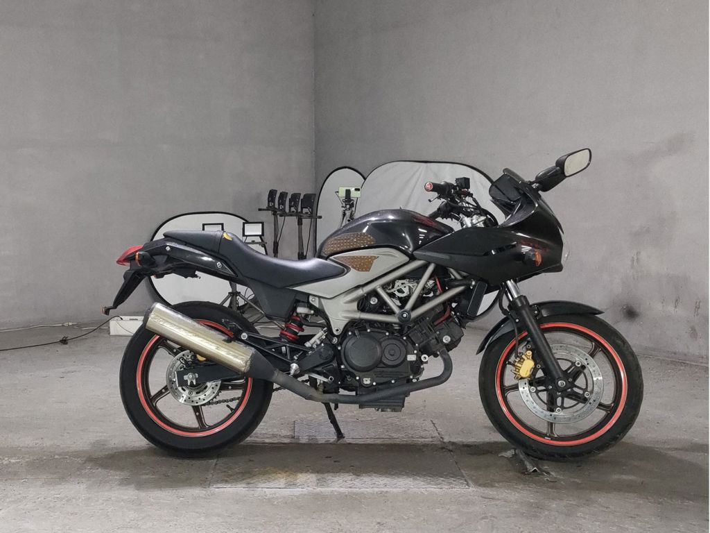 Фото Honda VTR 250 F 2016 с японского аукциона