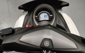 YAMAHA N-MAX 125 SED6J