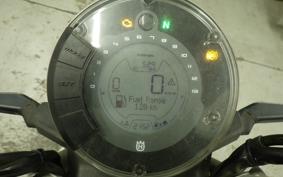 HUSQVARNA SVARTPILEN 401 2021