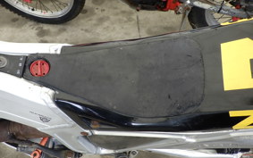 BETA B4