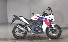 HONDA CBR125R JC50