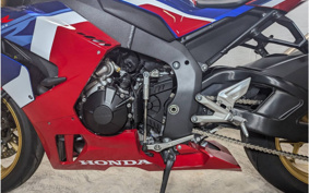 HONDA CBR1000RR-R FB SP 2022 SC82