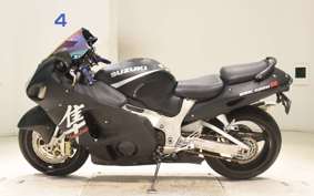 SUZUKI GSX-1300R HAYABUSA 2002