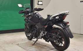 SUZUKI Vｽﾄﾛｰﾑ250A