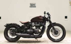 TRIUMPH BONNEVILLE BOBBER 2017