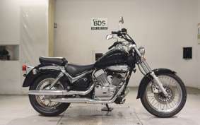 SUZUKI INTRUDER 250 LC 2026 VJ51A