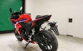 HONDA CBR400R E-Clutch 2026 NC65