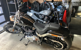 HARLEY FXBR 2025 YE9