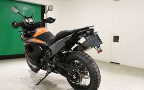 KTM 890 ADVENTURE	 2026