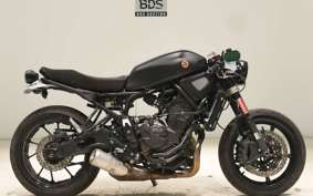 YAMAHA XSR700 2017 RM22J