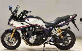 HONDA CB1300SB SUPER BOLDOR SP 2018 SC54