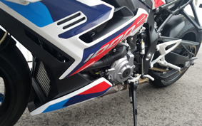 BMW M1000R 2023 0E81
