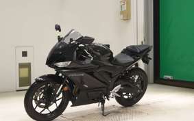 YAMAHA YZF-R25 A 2004 RG74J