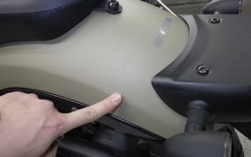 HONDA REBEL 250 E-Clutch MC49