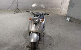 YAMAHA VINO125 SE24