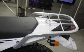 YAMAHA SEROW 250 Gen.2 DG17J