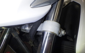 SUZUKI GSR250