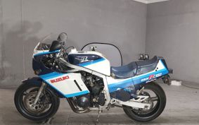 SUZUKI GSX-R750 1986 GR71G
