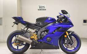 YAMAHA YZF-R6 2018