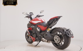 DUCATI DIAVEL V4 2023