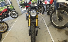 YAMAHA XSR125 RE46J