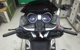 YAMAHA T-MAX 530 DX 2019 SJ15J