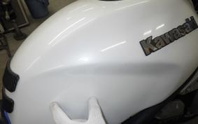 KAWASAKI BALIUS 250 2000 ZR250A