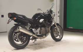SUZUKI BANDIT 250 GJ74A