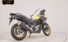 SUZUKI Vｽﾄﾛｰﾑ650XTA 2026 C733M