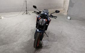 KTM 890 DUKE R 2025 TU940