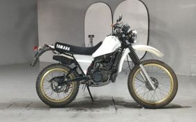 YAMAHA DT125 17F