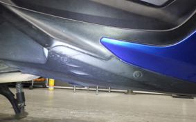 YAMAHA N-MAX 1999 SED6J