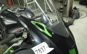 KAWASAKI ZX 10 NINJA R SE 2018