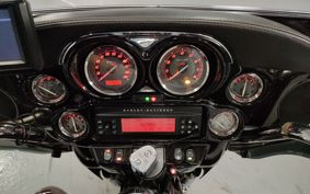 HARLEY HARLEY FLHTCUSE1800CVO PR8