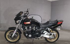 YAMAHA XJR1200 1994 4KG