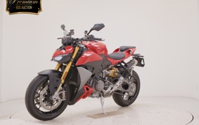 DUCATI ストリート FIGHTER V2S 2025