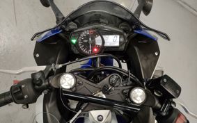 YAMAHA YZF-R25 RG10J