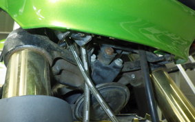 KAWASAKI ZRX400 2004 ZR400E