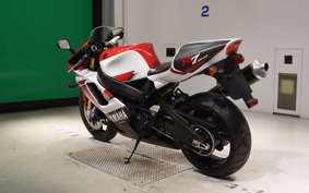 YAMAHA YZF-R7 2000