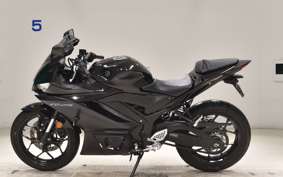YAMAHA YZF-R25 A 2004 RG74J