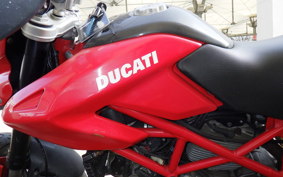 DUCATI HYPERMOTARD 1100 2010