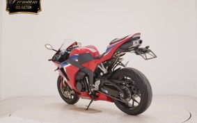 HONDA CBR600RR 2021 PC40