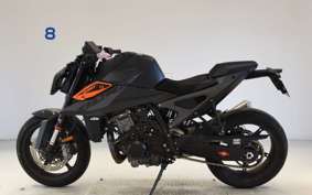 KTM 990 DUKE 2025