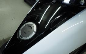 HONDA NM4 VULTUS -01 2014 RC82