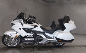 HONDA GL1800 TOUR  2018 SC79