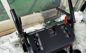 HONDA  SNOW BLOWER  MACHINE 