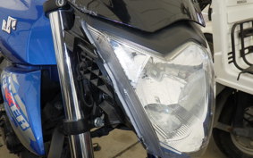SUZUKI ジクサー150