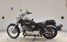 YAMAHA DRAGSTAR 250 VG02J