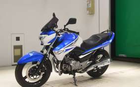 SUZUKI GSR250 2016