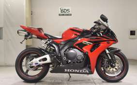 HONDA CBR1000RR 2006 SC57